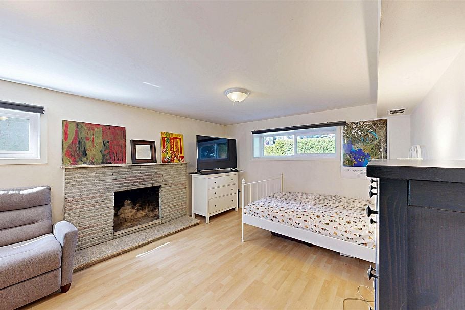 3752 Beatrice Street Vancouver, BC - 19