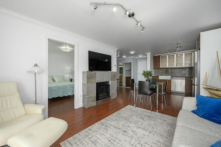 608 145 St. Georges Avenue North Vancouver, BC - 15