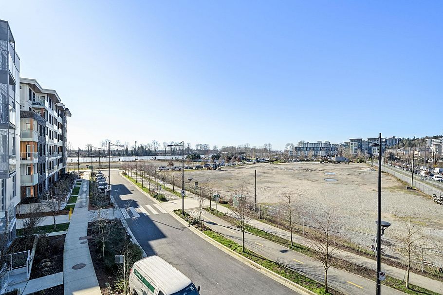 313 3430 E Kent Avenue South Avenue Vancouver, BC - 25