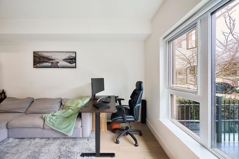 103 2666 Duke Street Vancouver, BC - 6