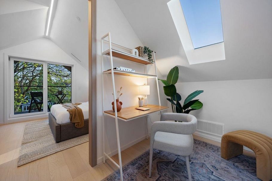 1 2935 W 15th Avenue Vancouver, BC - 30