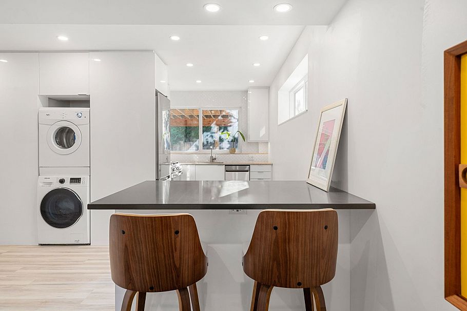 2289 Whitman Avenue North Vancouver, BC - 32