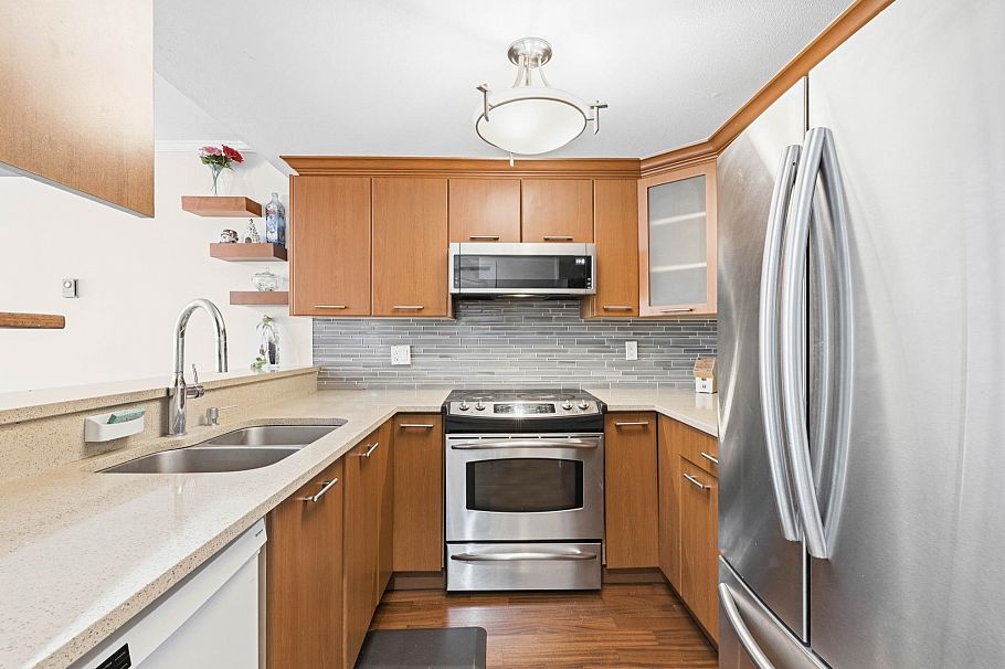 3 2150 SE Marine Drive Vancouver, BC - 10