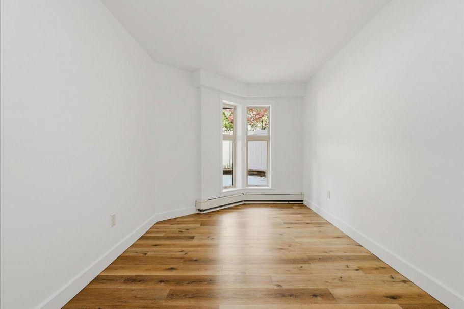 102 235 W 4th Street North Vancouver, BC - 19