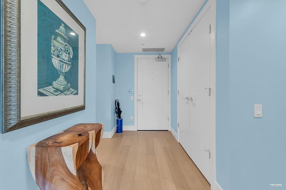 1101 2375 Emery Court North Vancouver, BC - 25