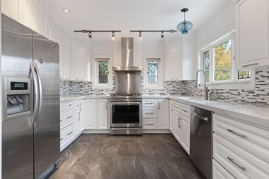 2907 W 30th Avenue Vancouver, BC - 12