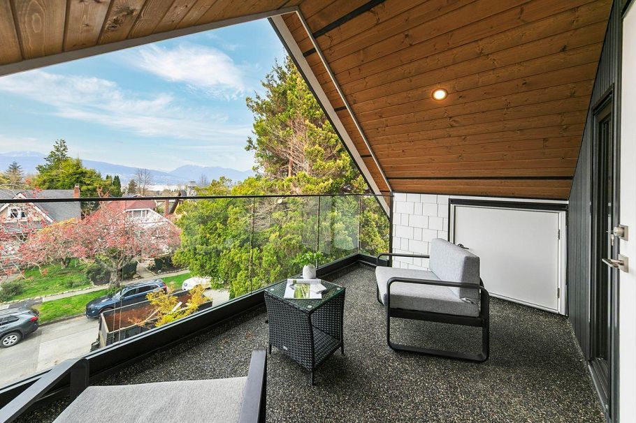 1 3708 W 18th Avenue Vancouver, BC - 36