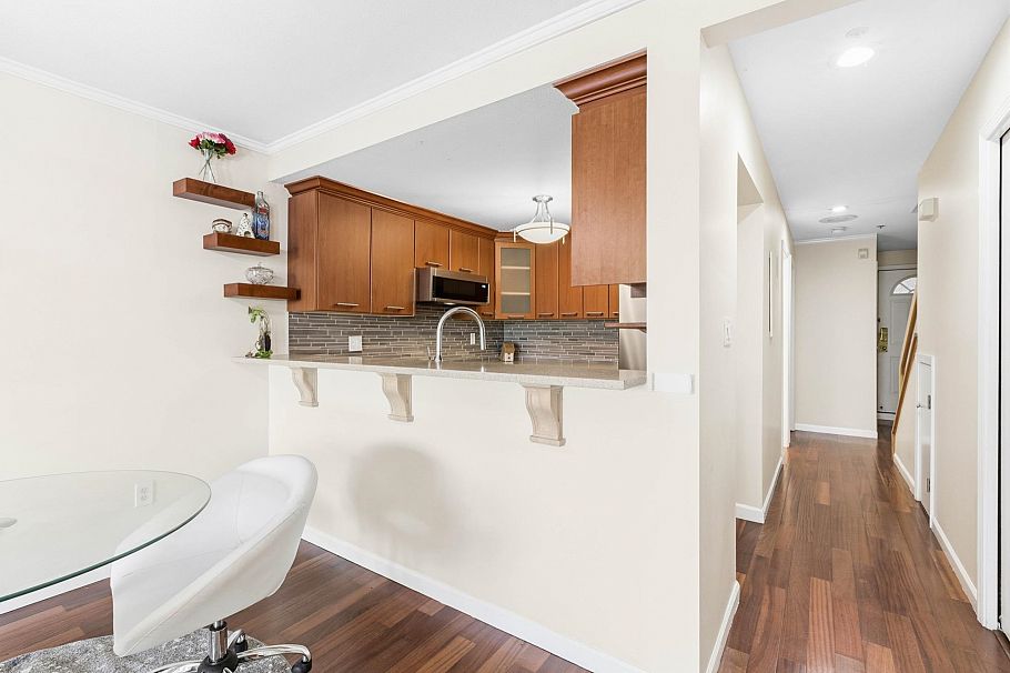 3 2150 SE Marine Drive Vancouver, BC - 12