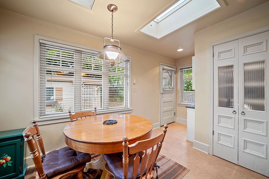 3537 W 31st Avenue Vancouver, BC - 17