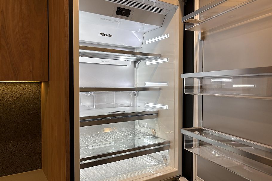 125 W 41st Avenue Vancouver, BC - 4