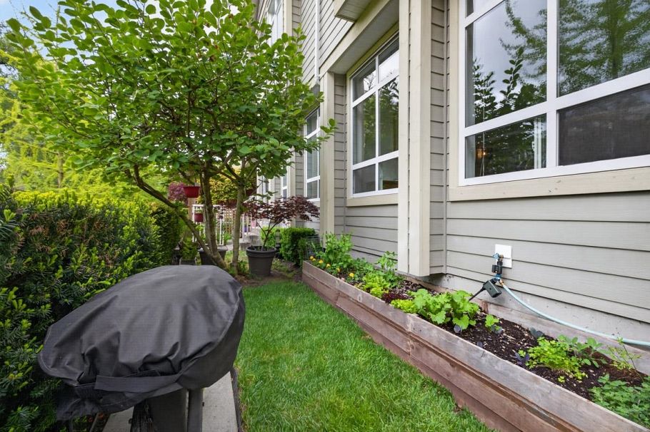 1021 E 20th Avenue Vancouver, BC - 2