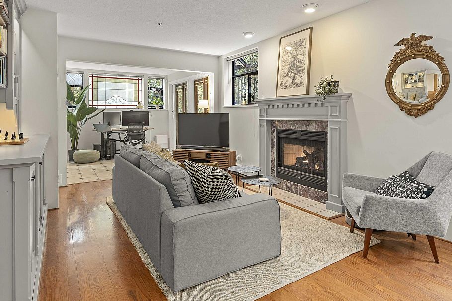 232 W 14th Avenue Vancouver, BC - 1