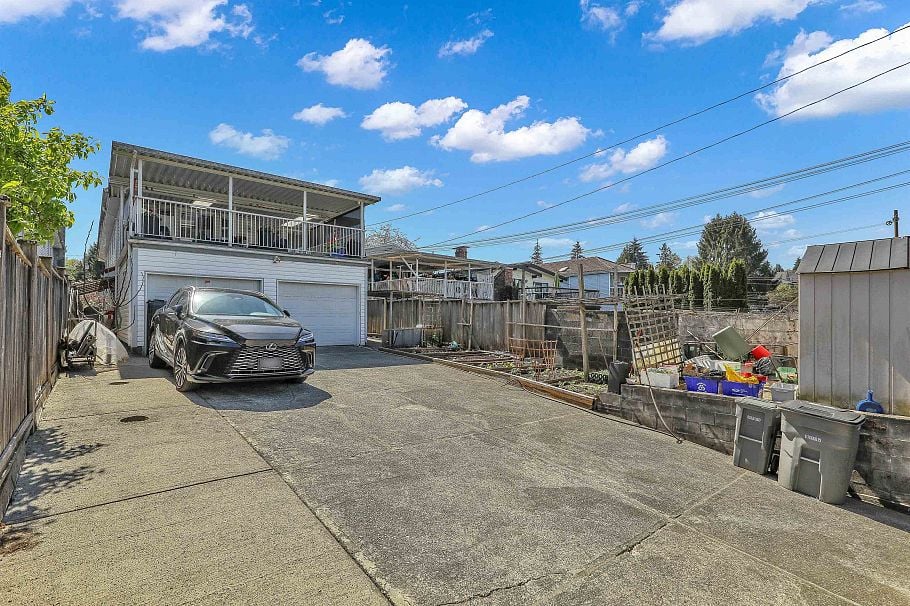 1457 E 18th Avenue Vancouver, BC - 30
