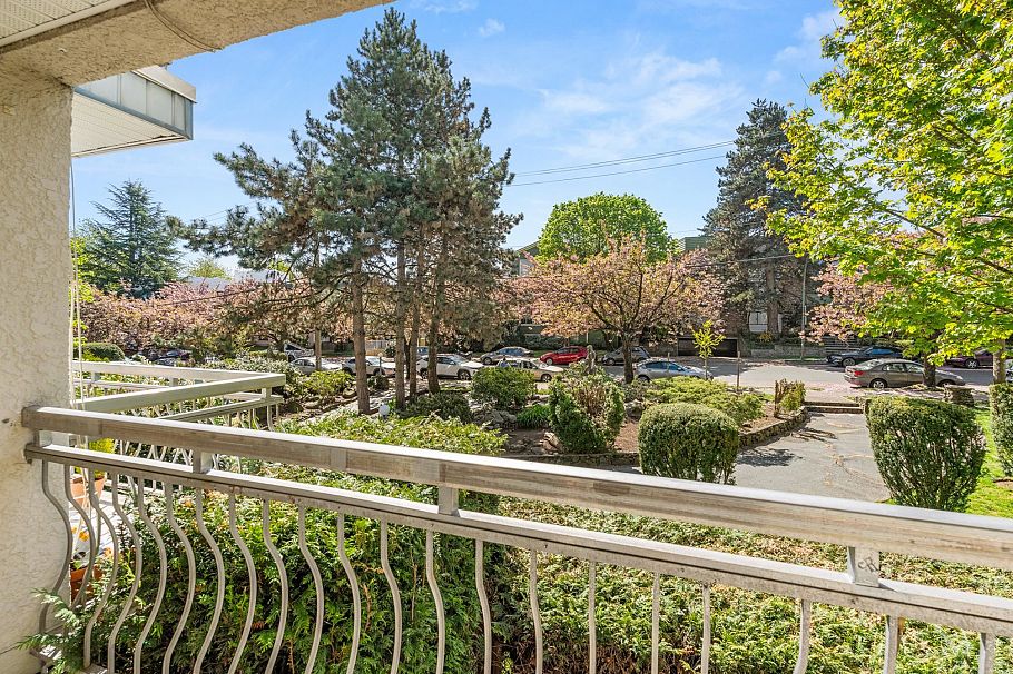 336 711 E 6th Avenue Vancouver, BC - 26