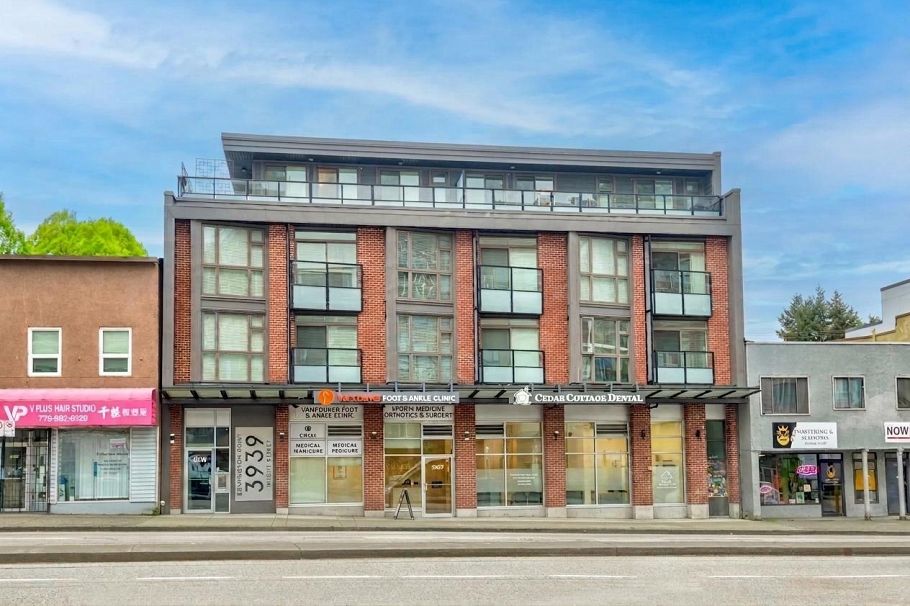 201 3939 Knight Street Vancouver, BC - 2