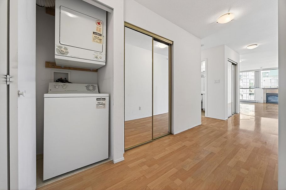 1001 2733 Chandlery Place Vancouver, BC - 18