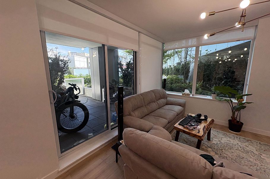 304 1500 Fern Street North Vancouver, BC - 6
