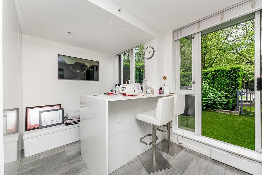 938 Beatty Street Vancouver, BC - 11