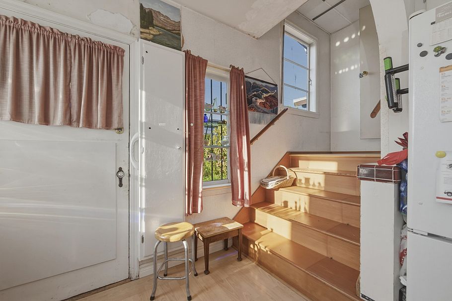 433 E 48th Avenue Vancouver, BC - 17