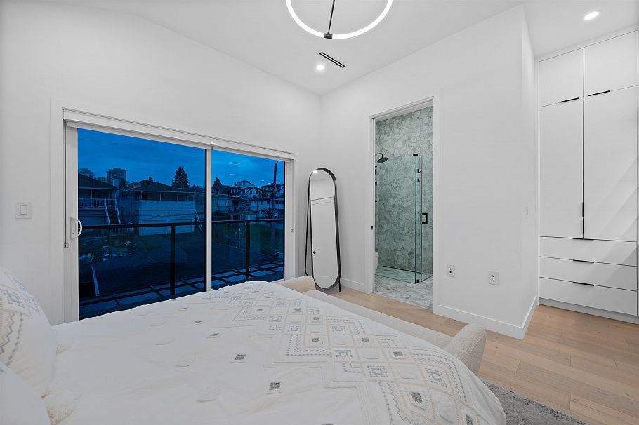 1440 E 17th Avenue Vancouver, BC - 17