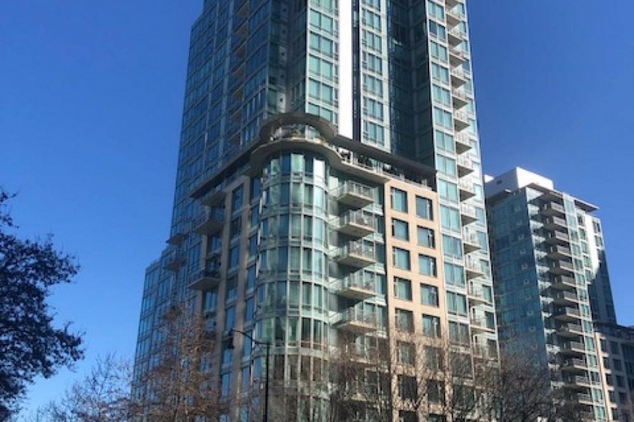 1004 590 Nicola Street Vancouver, BC - 2