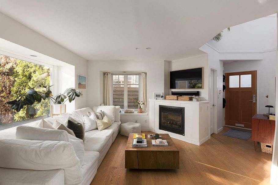 3260 W 8th Avenue Vancouver, BC - 15