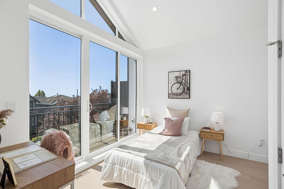 1 1005 E 55th Avenue Vancouver, BC - 31