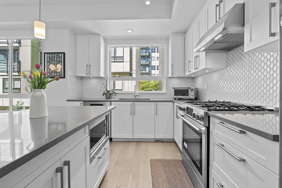 64 10199 River Drive Richmond, BC - 11