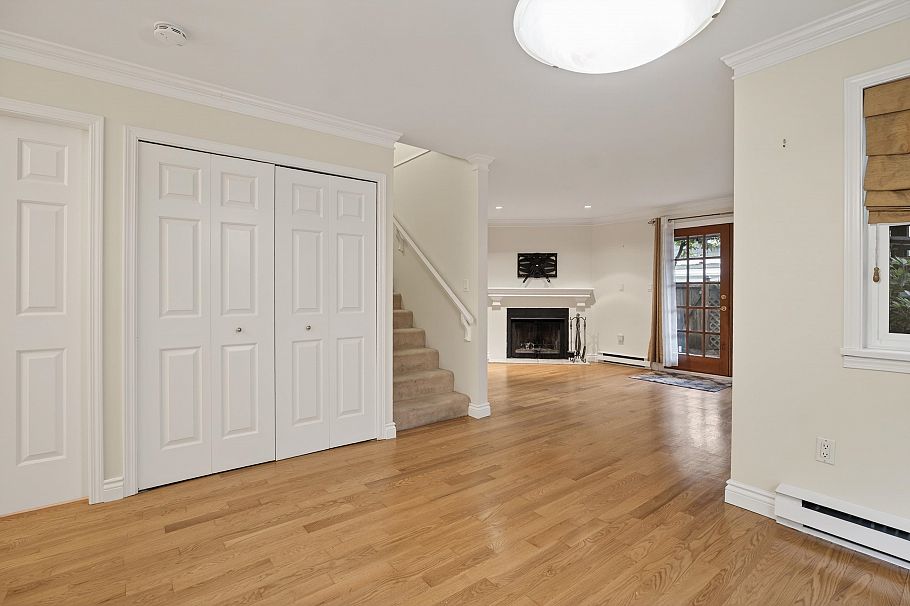 4 3301 W 16th Avenue Vancouver, BC - 11