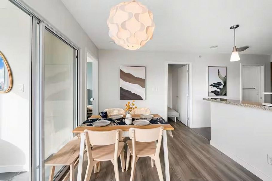 1102 58 Keefer Place Vancouver, BC - 4