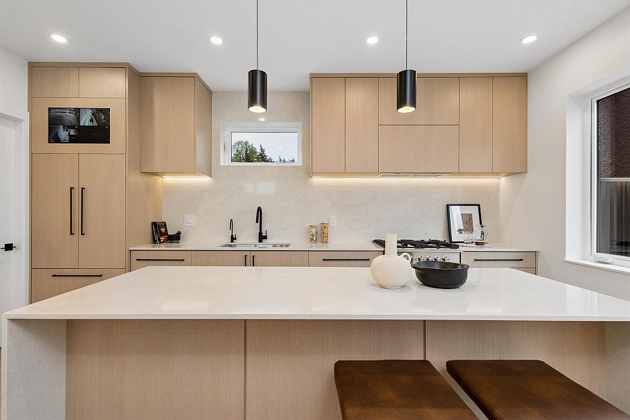 1 3639 E 46th Avenue Vancouver, BC - 13