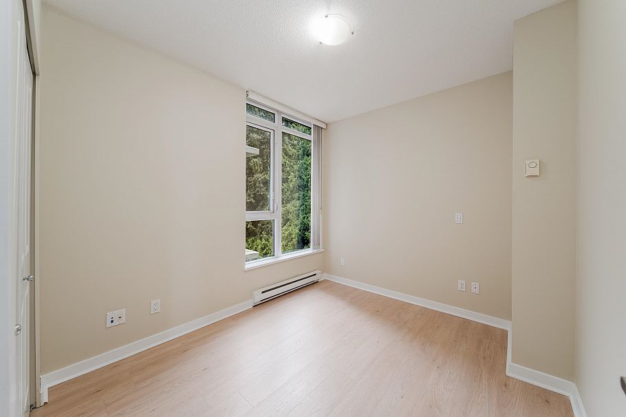 702 2688 West Mall Vancouver, BC - 25