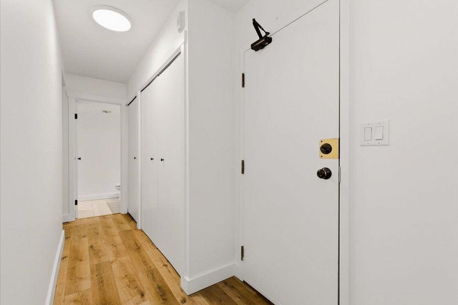 102 235 W 4th Street North Vancouver, BC - 24