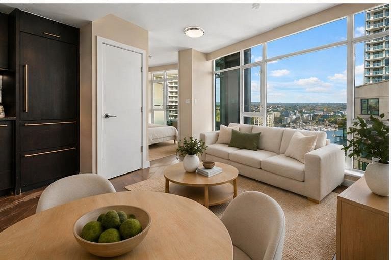 3507 1372 Seymour Street Vancouver, BC - 1