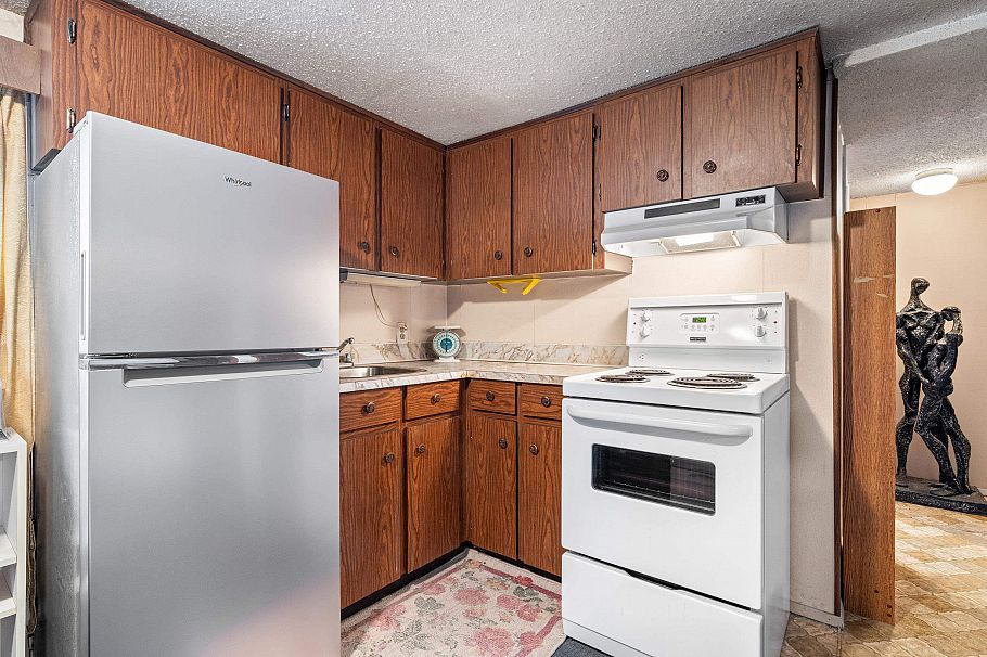 2578 Oxford Street Vancouver, BC - 17