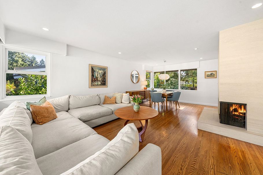 2289 Whitman Avenue North Vancouver, BC - 5