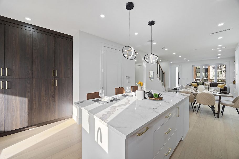 1 7361 Fraser Street Vancouver, BC - 17