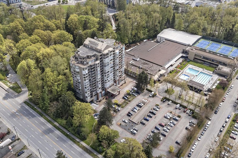 1203 1327 E Keith Road North Vancouver, BC - 36