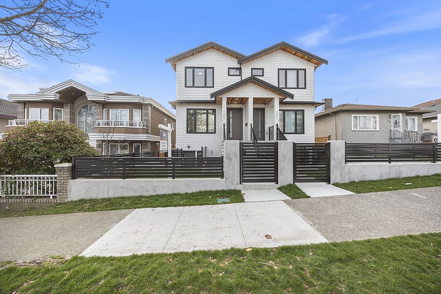 1 7361 Fraser Street Vancouver, BC - 1