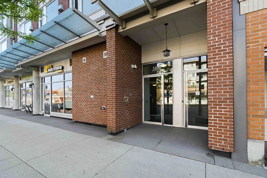 PH6 1838 Renfrew Street Vancouver, BC - 3