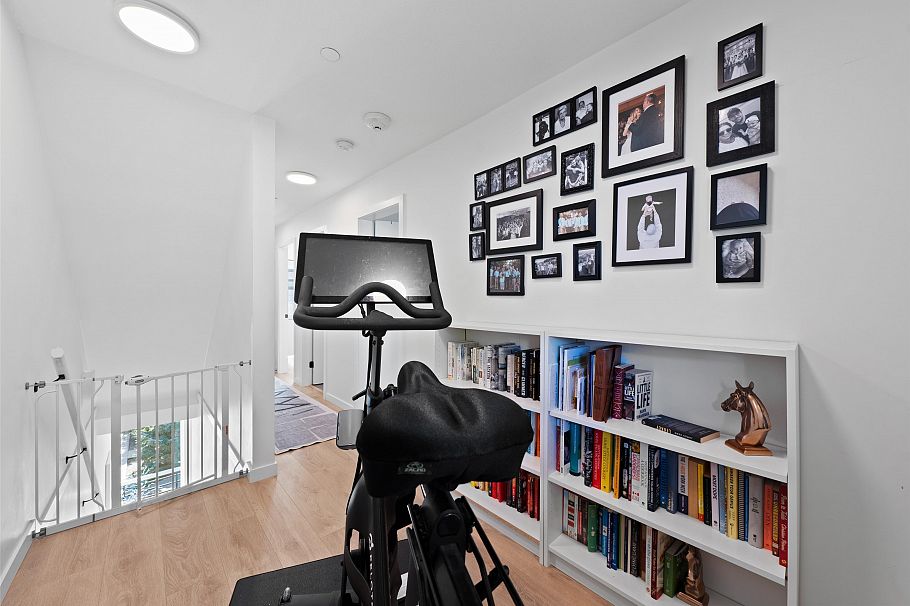 23 533 E 3rd Street North Vancouver, BC - 28