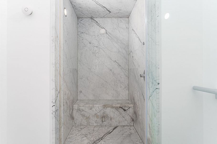 4056 W 36th Avenue Vancouver, BC - 32