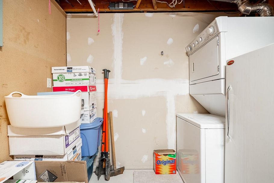 2 1960 Rufus Drive North Vancouver, BC - 23