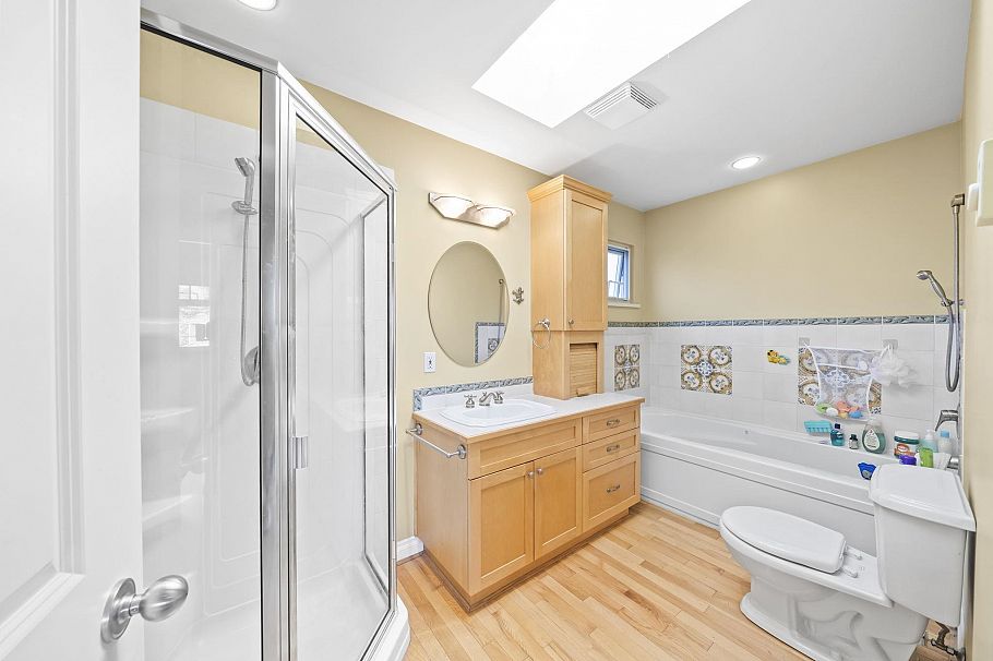 2925 W 21st Street Vancouver, BC - 24