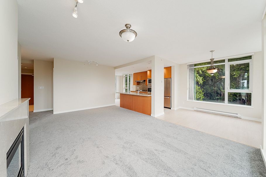 702 2688 West Mall Vancouver, BC - 12