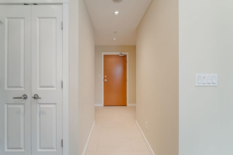 702 2688 West Mall Vancouver, BC - 21