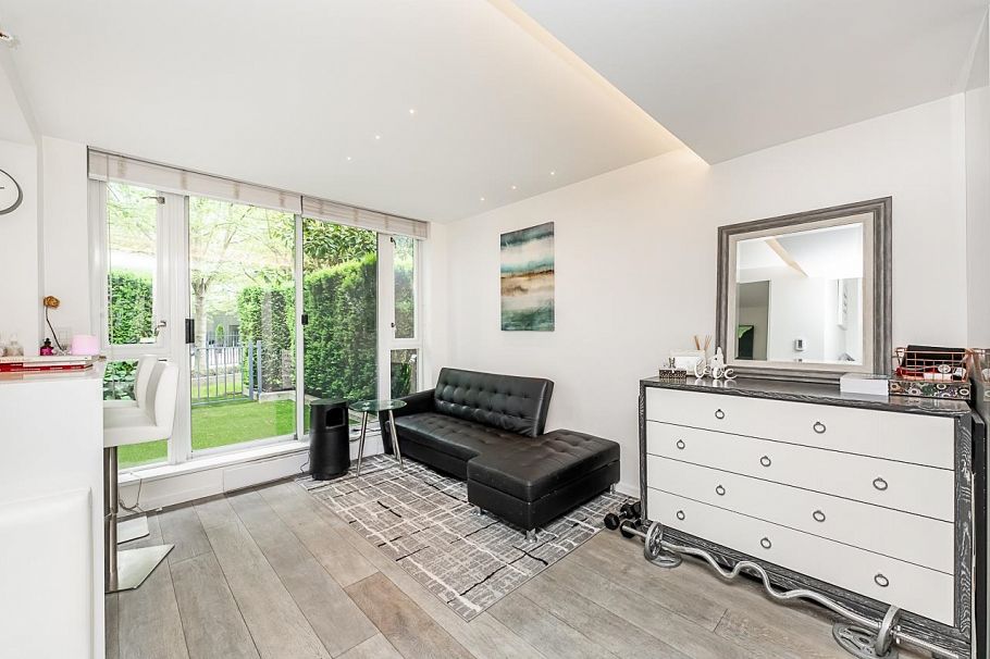 938 Beatty Street Vancouver, BC - 10