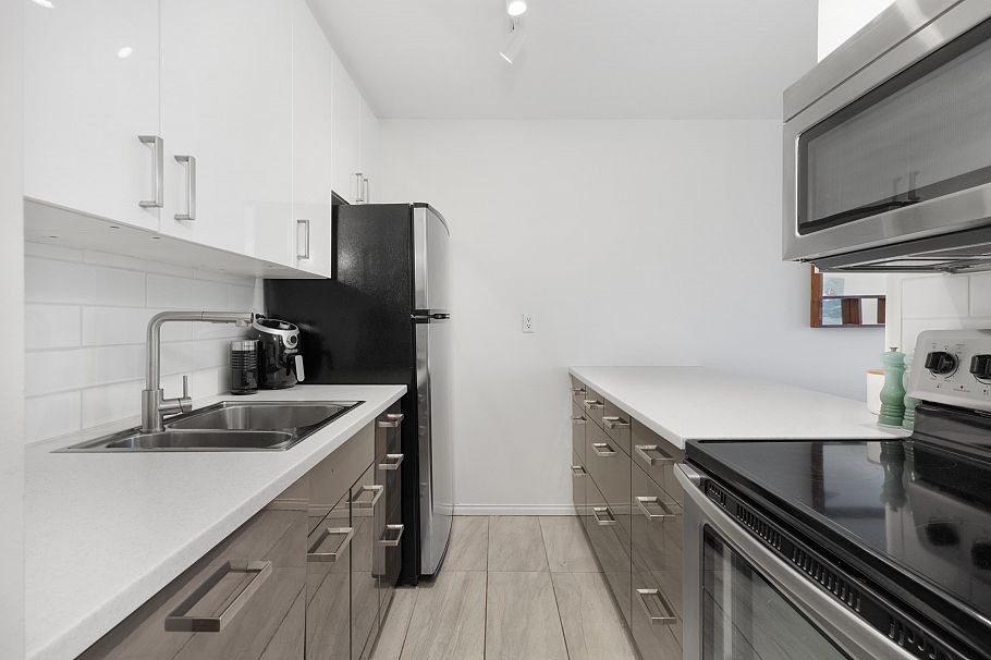 303 2125 W 2nd Avenue Vancouver, BC - 8