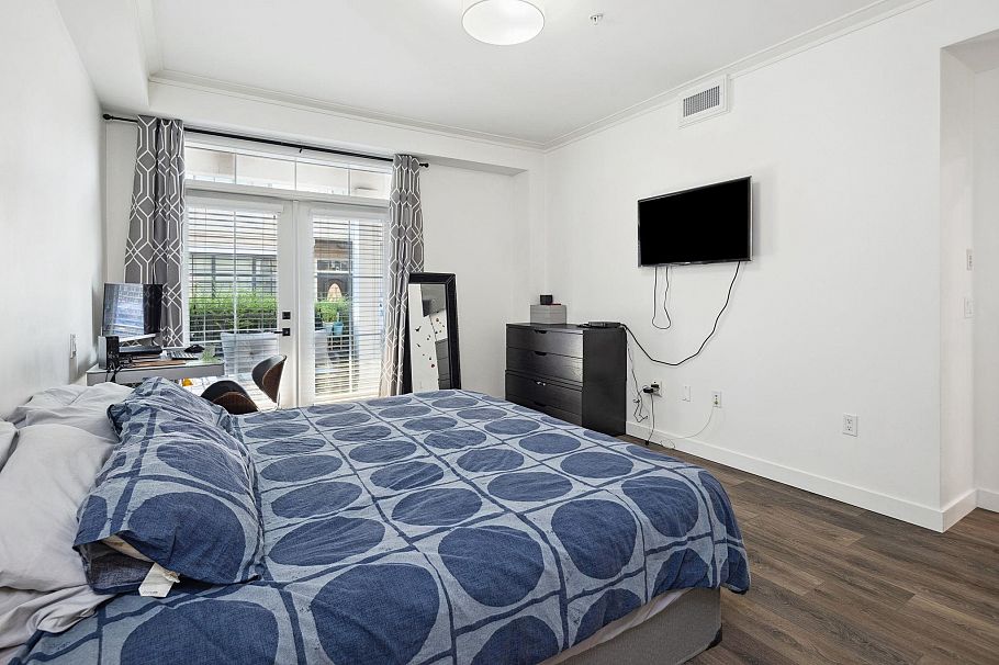 352 W 62nd Avenue Vancouver, BC - 17