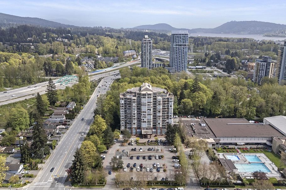 1203 1327 E Keith Road North Vancouver, BC - 37